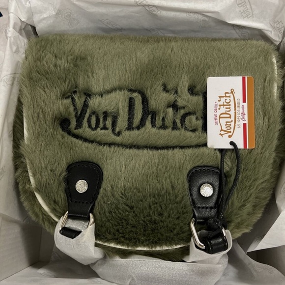 NWT Von Dutch Sage Green mini Furry Bowling Bag - Picture 4 of 10